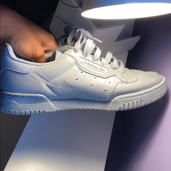 Yeezy Powerphase - Picture 1 of 3
